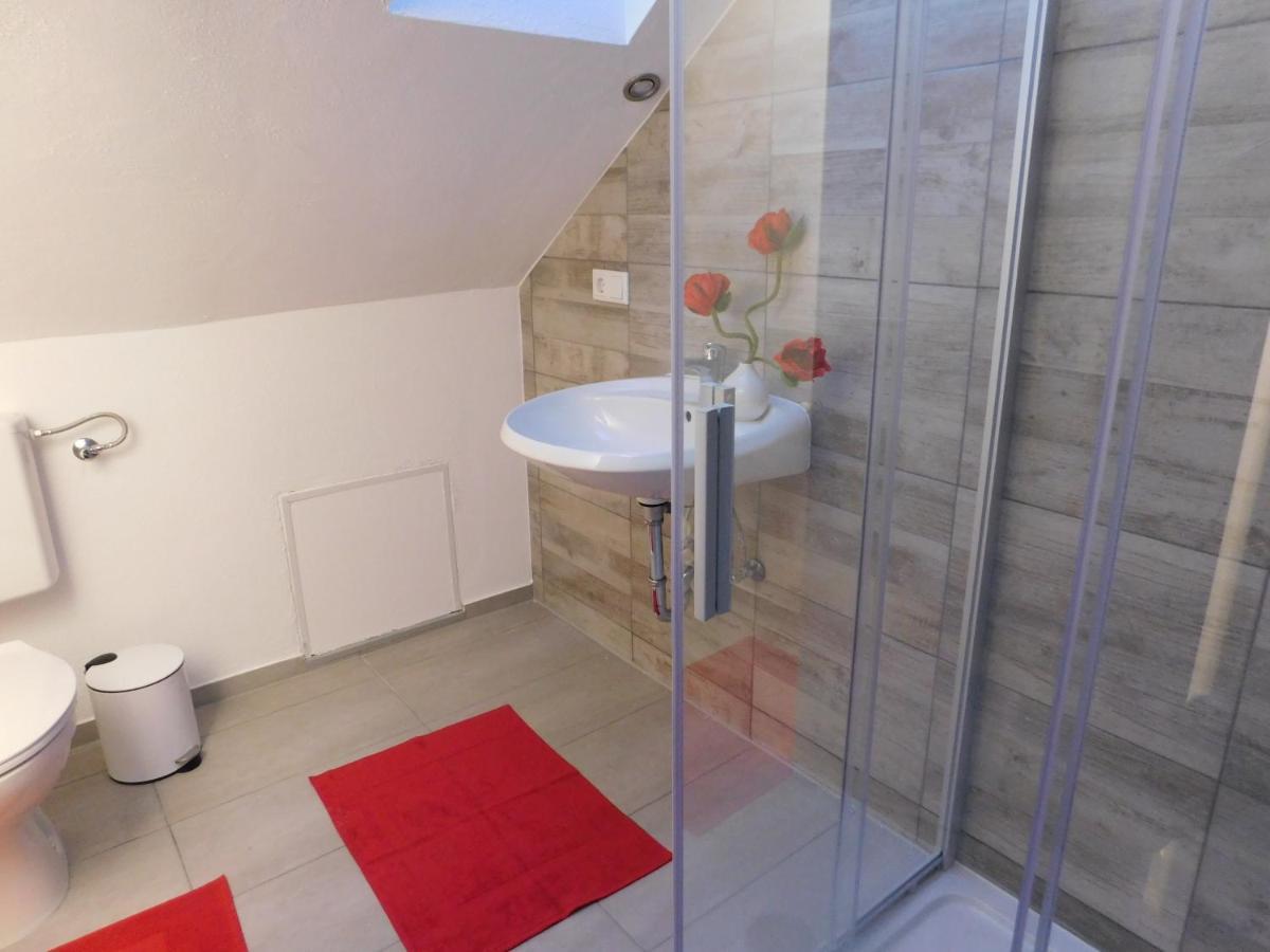 Ferienhaus Astenblick - Ideal Fuer Weihnachtsfeiern Und Familienfeiern Bietet Schlafplaetze Fuer Bis Zu 35 Personen Villa Винтерберг Екстериор снимка